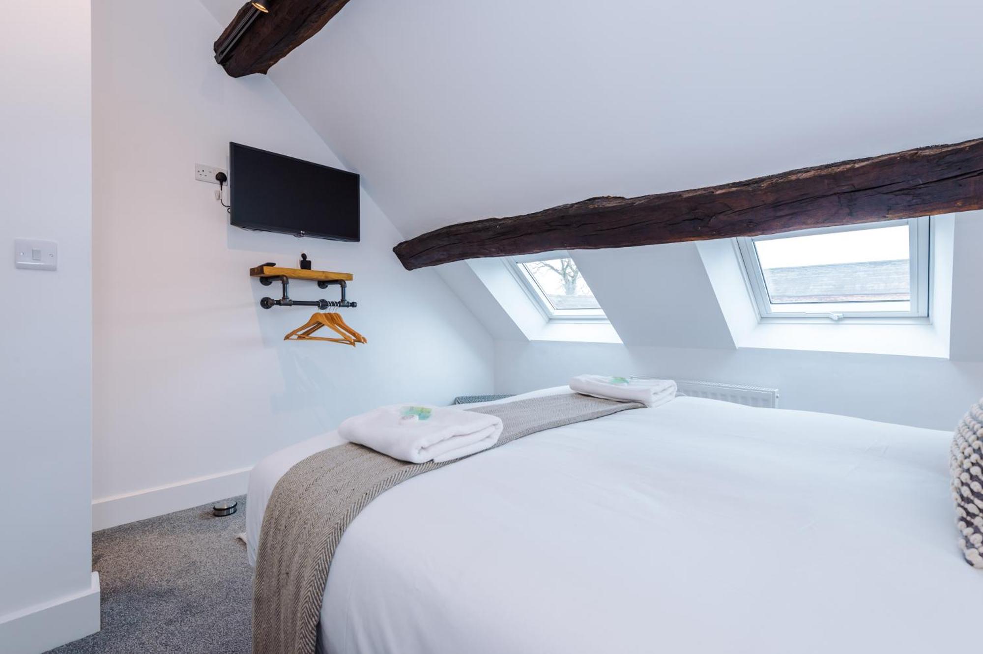 Number 21: A Breathtaking Chester Cottage With Parking Mollington  Buitenkant foto